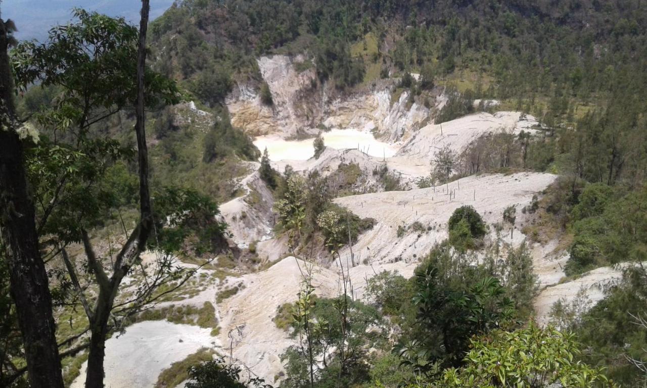 Kristian Homestay Bajawa Kültér fotó