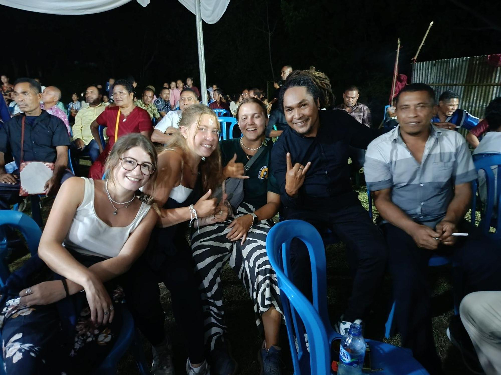 Kristian Homestay Bajawa Kültér fotó